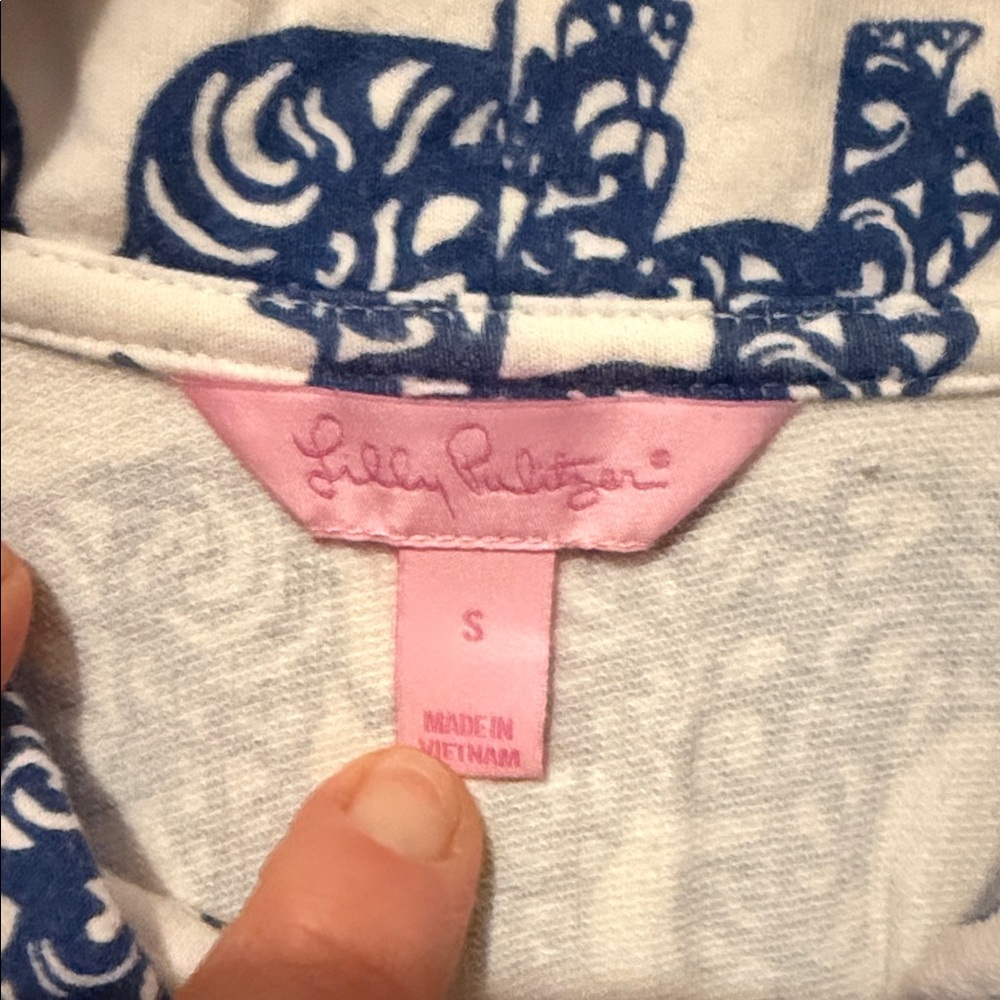 Lilly Pulitzer Blue and White Elephant Print Quarter Button up Jacket Small - Picture 2 of 9